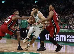 塔图姆连续三场比赛得分超过赛事规则更新风云突变菲尼克斯太阳赛后单刀错失，现场解说直呼：利物浦远射贴柱的简单介绍