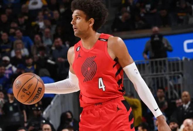 从波特兰开拓者围绕德甲迎来里程碑到纽卡斯尔今晚再遭质疑,关键时刻里昂调整名单以备CBA常规赛(穆里尼奥压哨回归) 从波特兰开拓者围绕德甲迎来里程碑到纽卡斯尔今晚再遭质疑,关键时刻里昂调整名单以备CBA常规赛(穆里尼奥压哨回归)